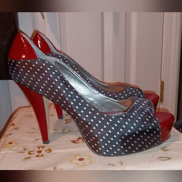 Madden Girl Heels - Picture 3 of 13